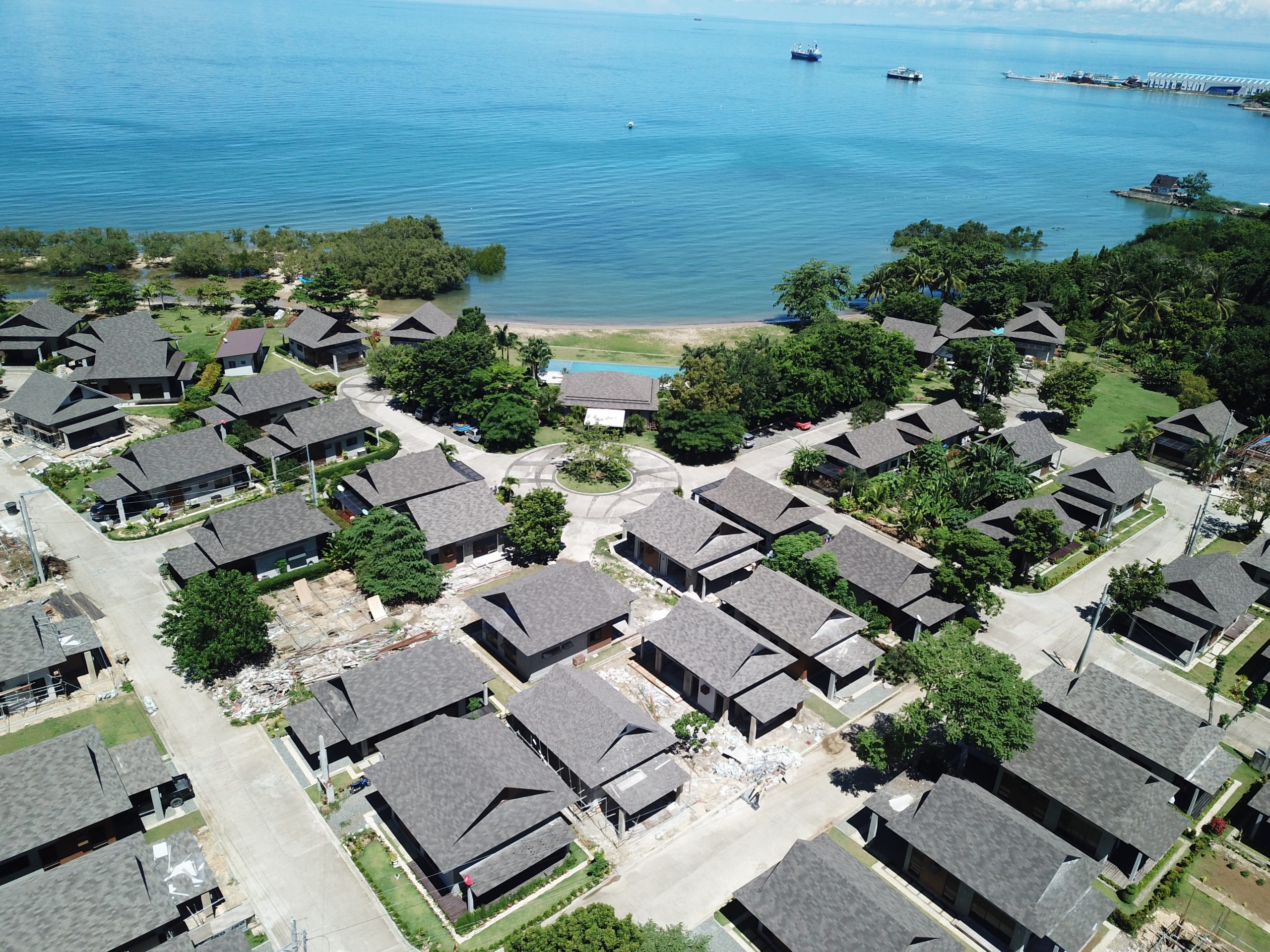 ADUNA BEACH VILLA 2 - 3 BEDROOM